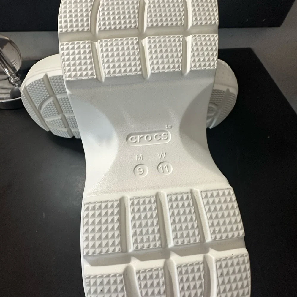 CROCS brand new